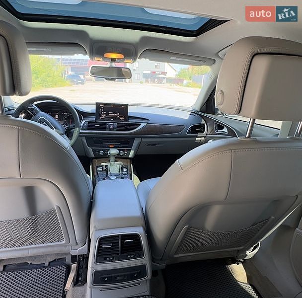 Седан Audi A6 2012 в Звягеле