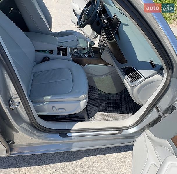 Седан Audi A6 2012 в Звягеле