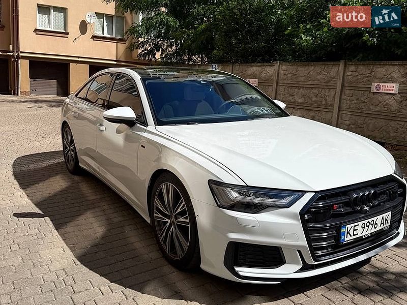Седан Audi A6 2018 в Ивано-Франковске