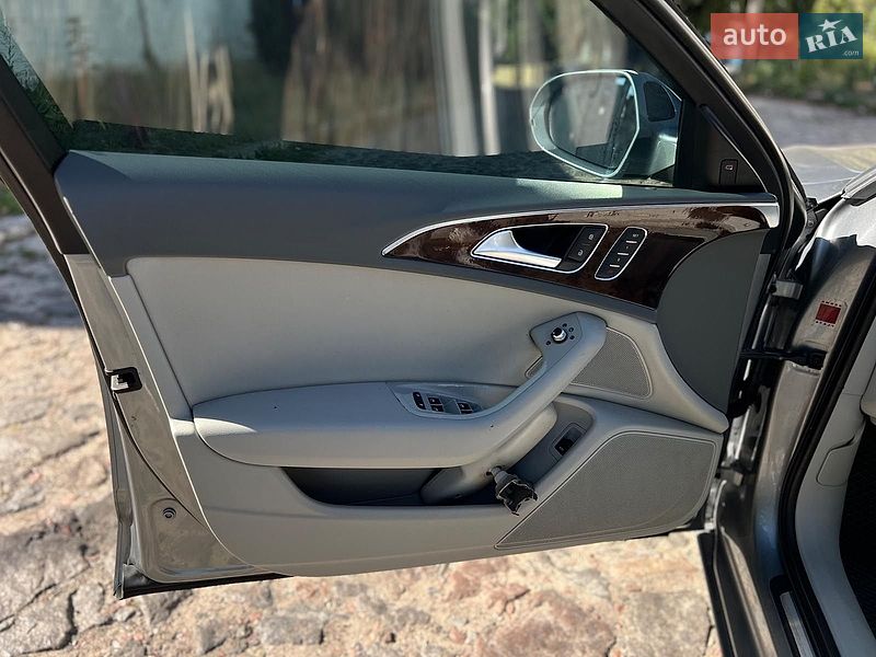 Седан Audi A6 2014 в Киеве
