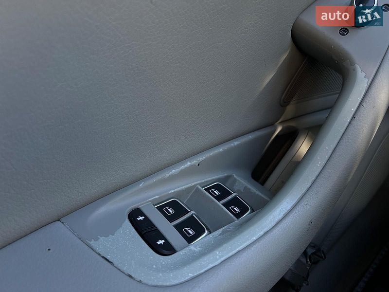 Седан Audi A6 2014 в Киеве