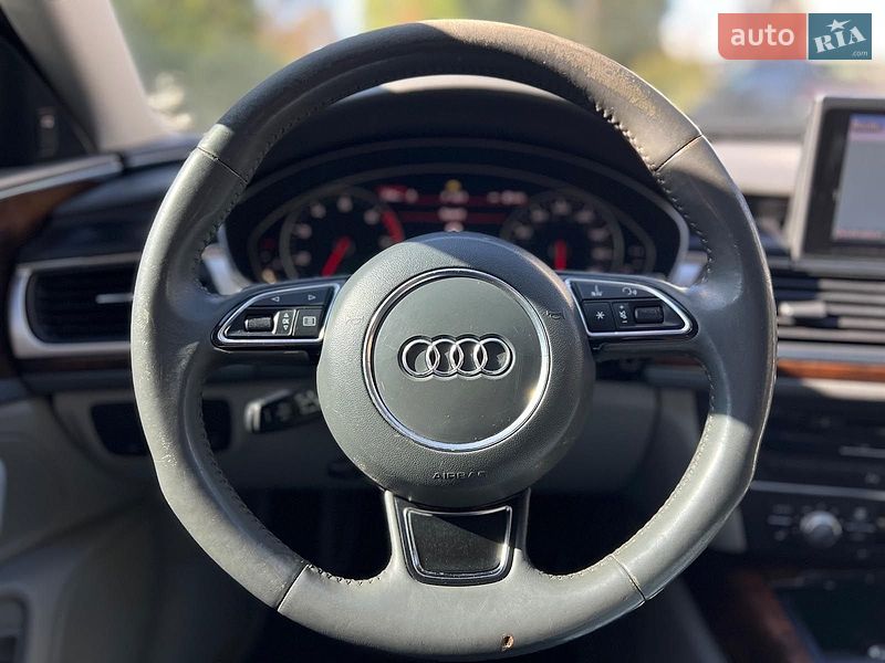 Седан Audi A6 2014 в Киеве