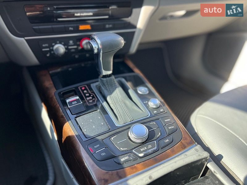 Седан Audi A6 2014 в Киеве