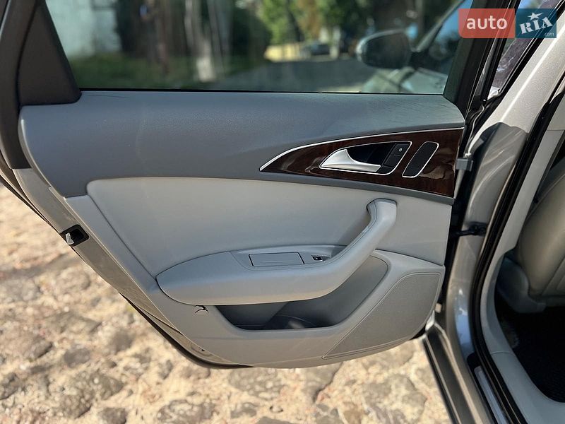 Седан Audi A6 2014 в Киеве