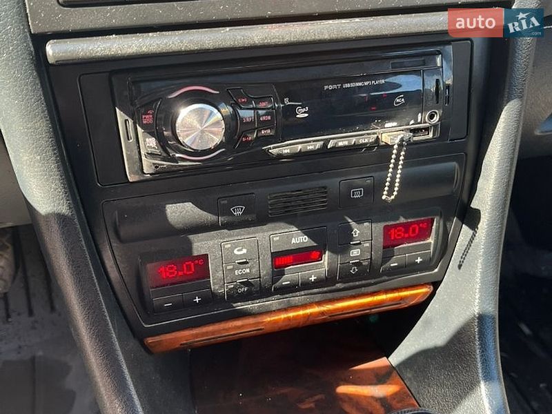 Седан Audi A6 2000 в Львове
