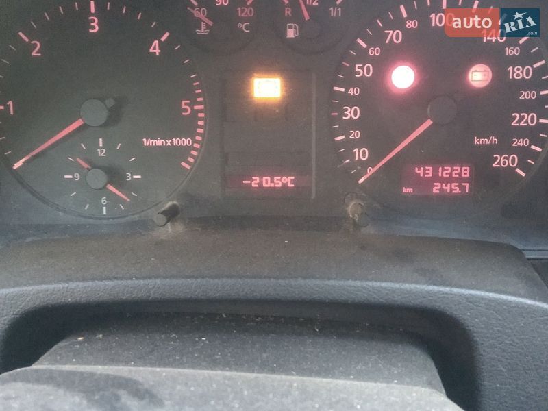 Седан Audi A6 1997 в Іваничах