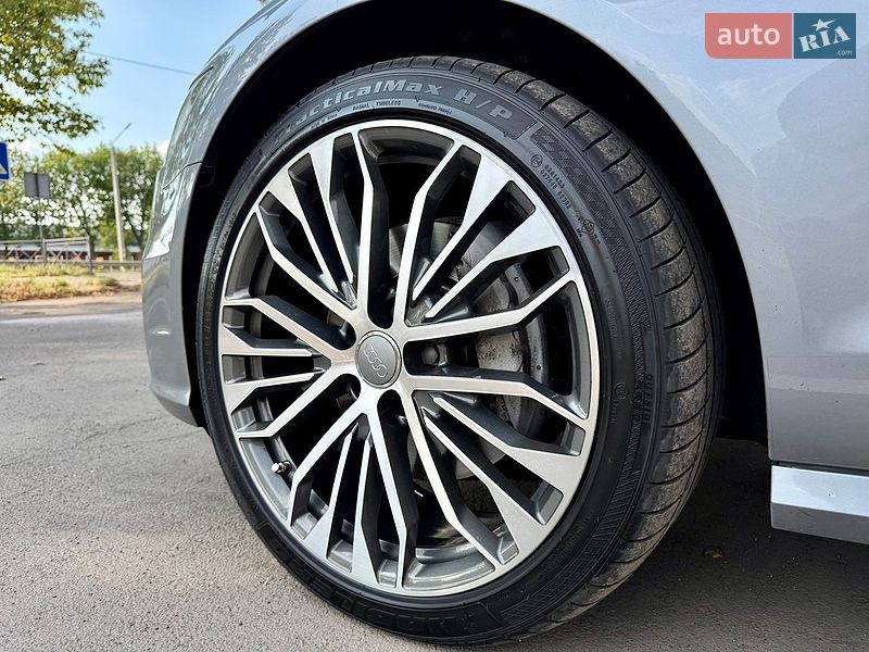 Седан Audi A6 2015 в Миколаєві
