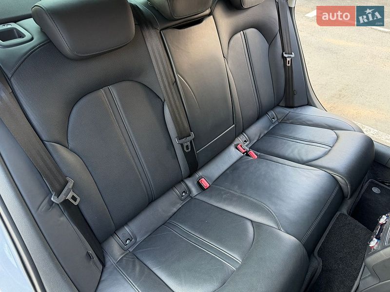 Седан Audi A6 2015 в Миколаєві