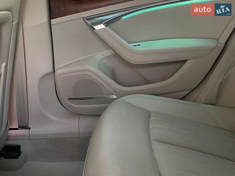 Седан Audi A6 2023 в Кривому Розі