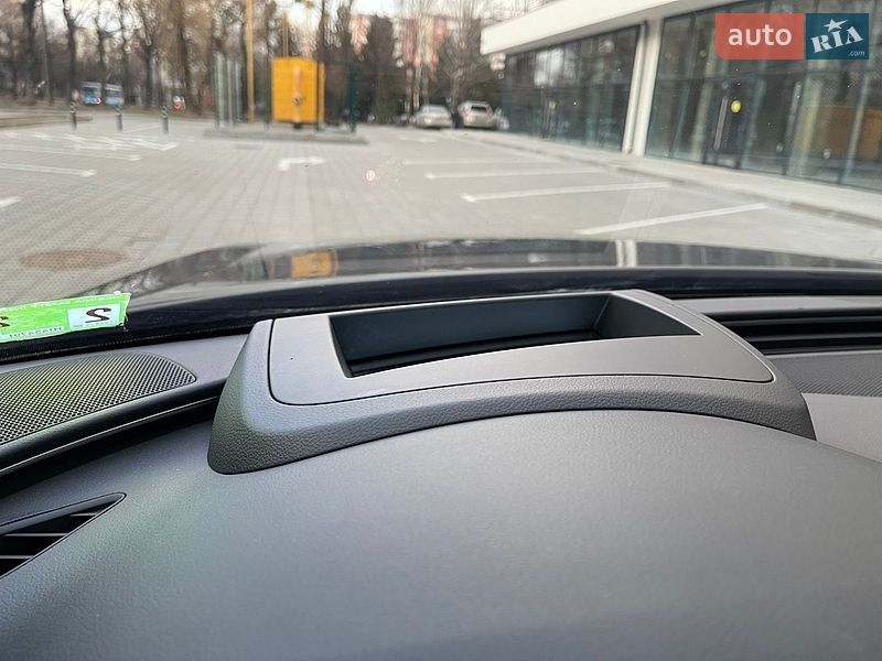 Седан Audi A6 2016 в Ровно