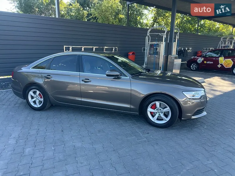 Audi A6