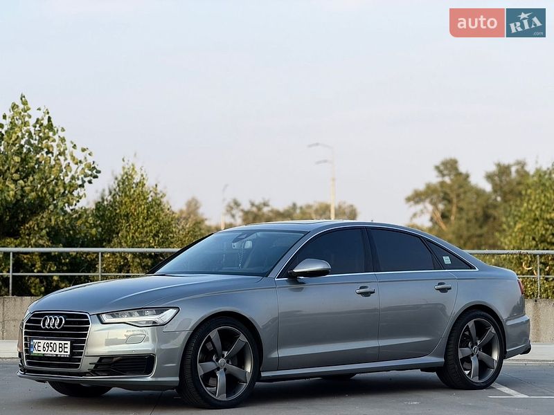 Седан Audi A6 2015 в Киеве