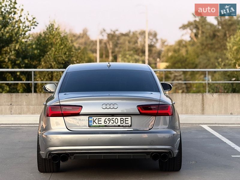Седан Audi A6 2015 в Киеве
