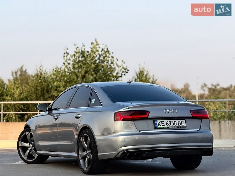 Седан Audi A6 2015 в Киеве