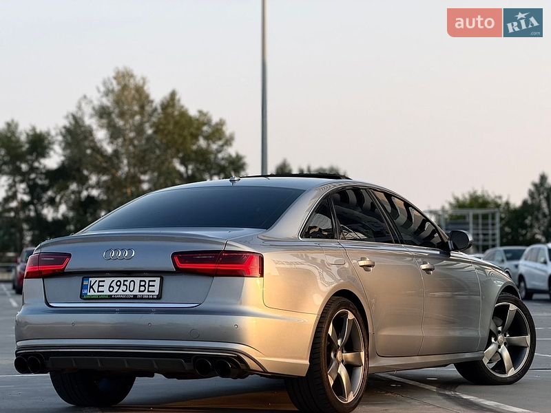 Седан Audi A6 2015 в Киеве