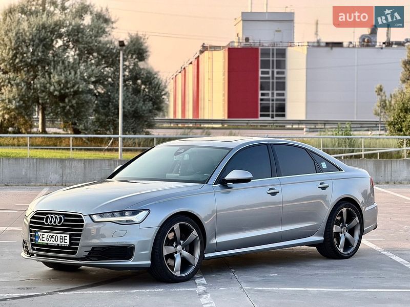 Седан Audi A6 2015 в Киеве