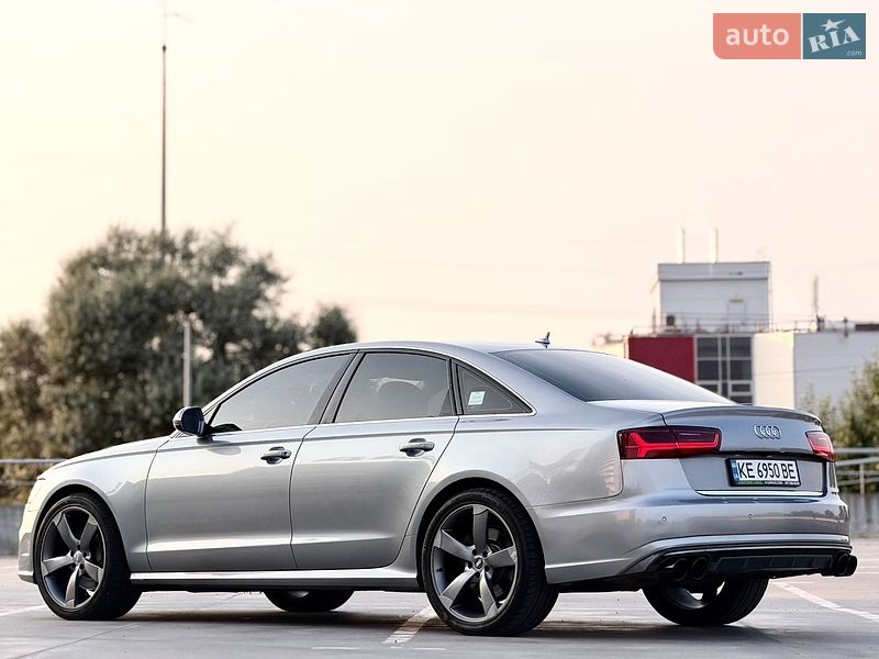 Седан Audi A6 2015 в Киеве