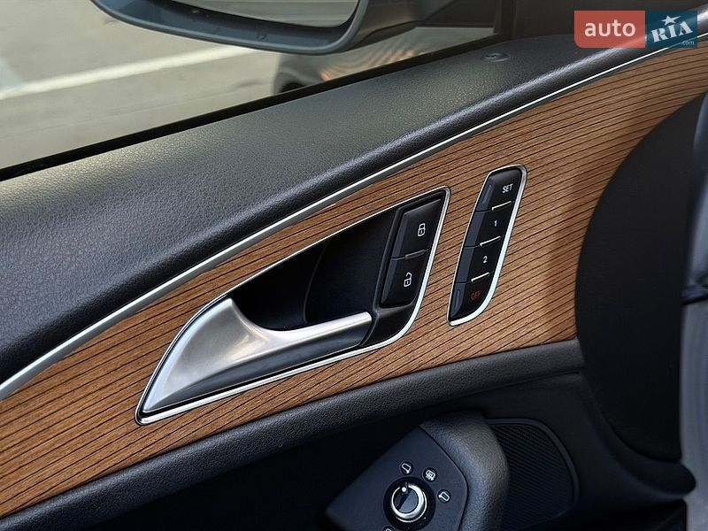 Седан Audi A6 2015 в Киеве