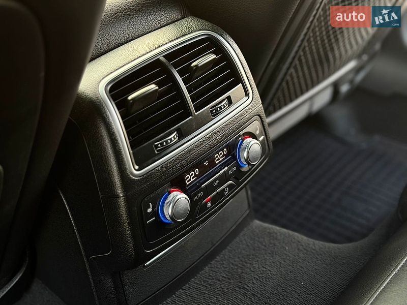 Седан Audi A6 2015 в Киеве
