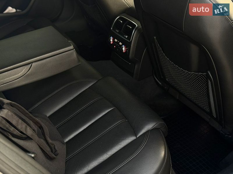 Седан Audi A6 2015 в Киеве