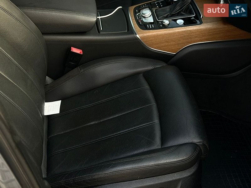Седан Audi A6 2015 в Киеве