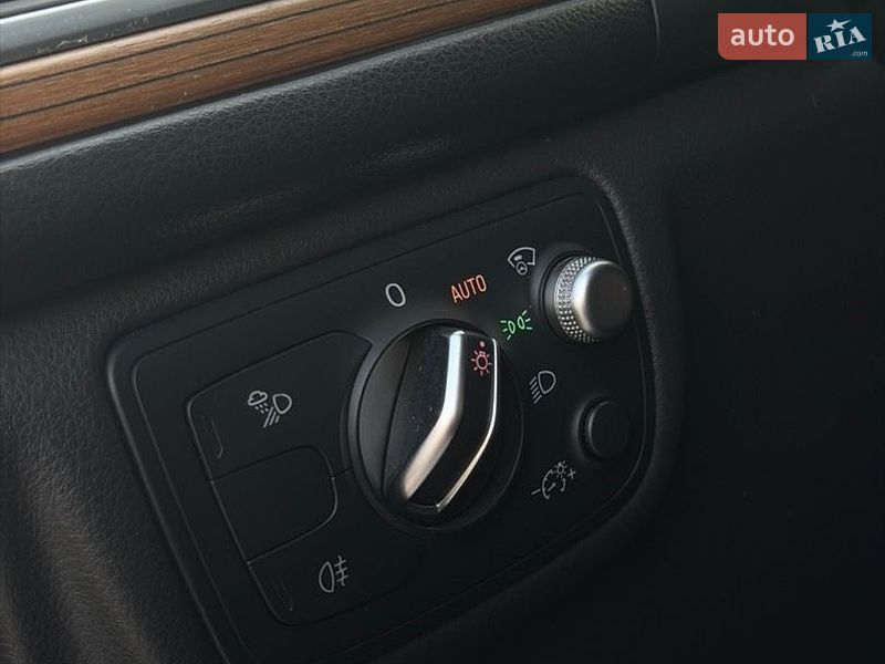 Седан Audi A6 2015 в Киеве
