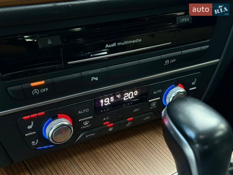 Седан Audi A6 2015 в Киеве