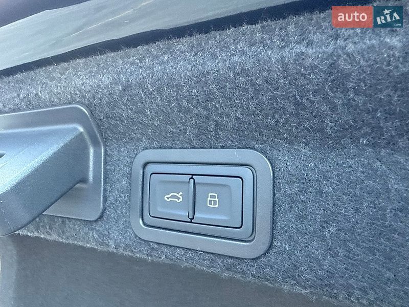 Седан Audi A6 2019 в Львове