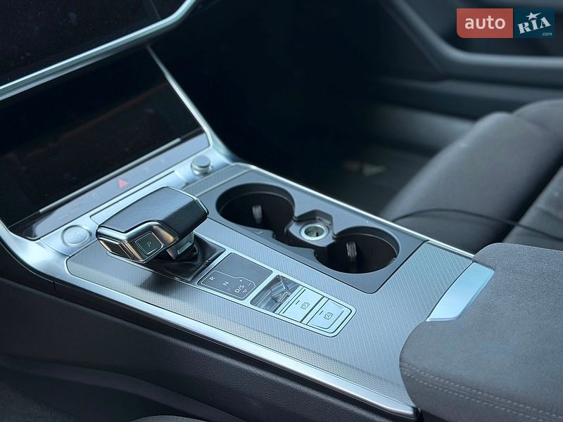 Седан Audi A6 2020 в Киеве