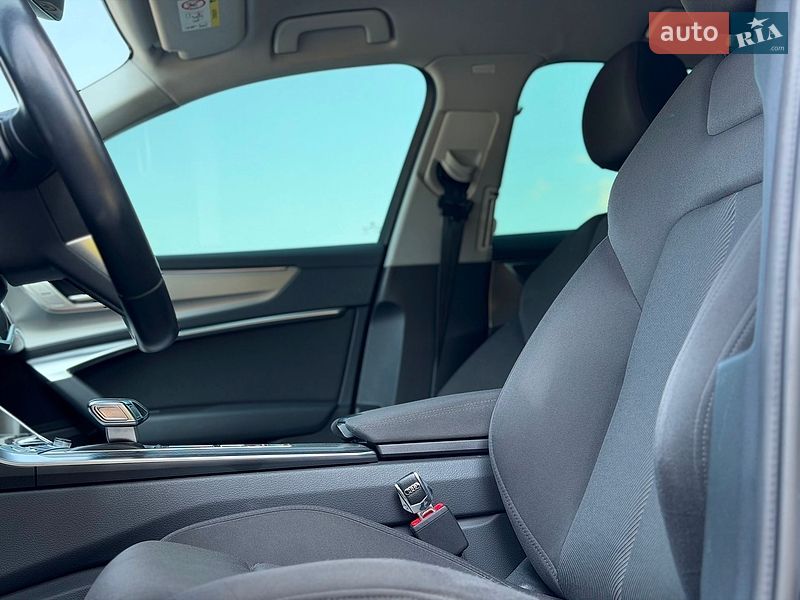 Седан Audi A6 2020 в Киеве