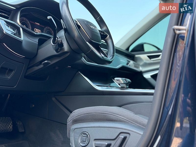 Седан Audi A6 2020 в Киеве