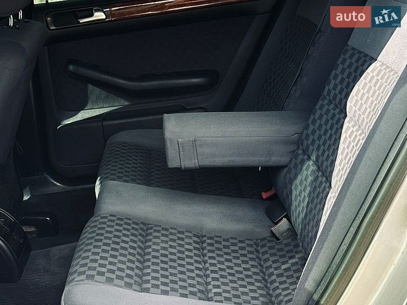 Универсал Audi A6 2002 в Николаеве