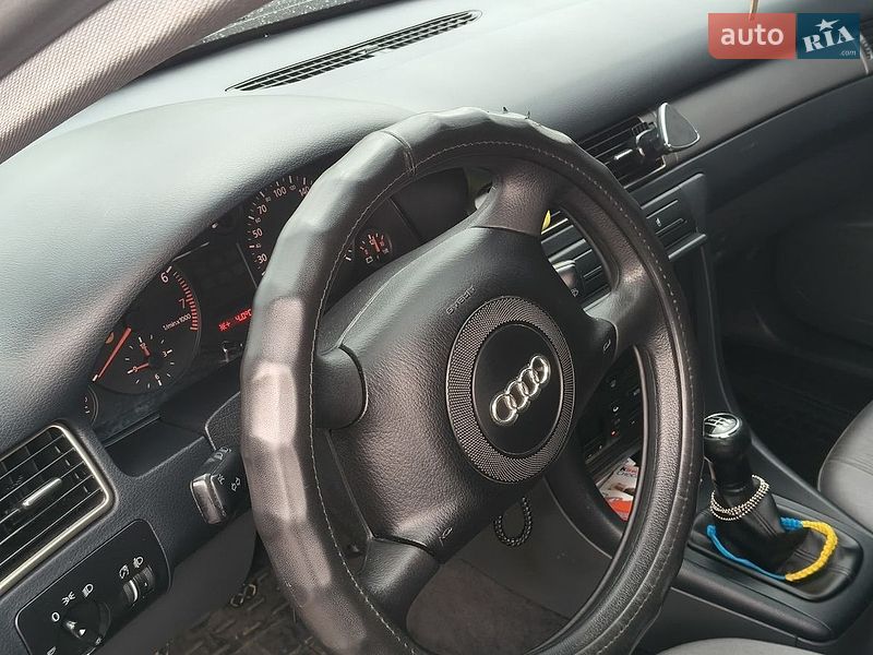 Седан Audi A6 1999 в Чернигове