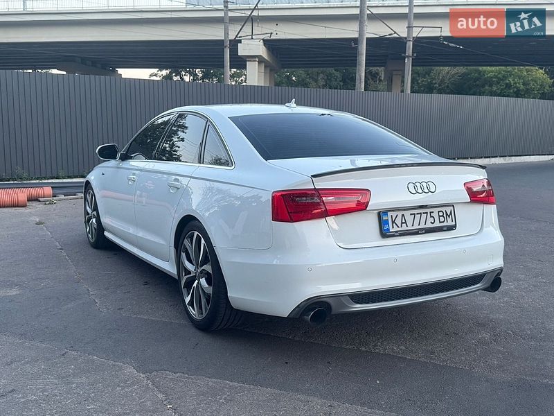 Седан Audi A6 2012 в Киеве