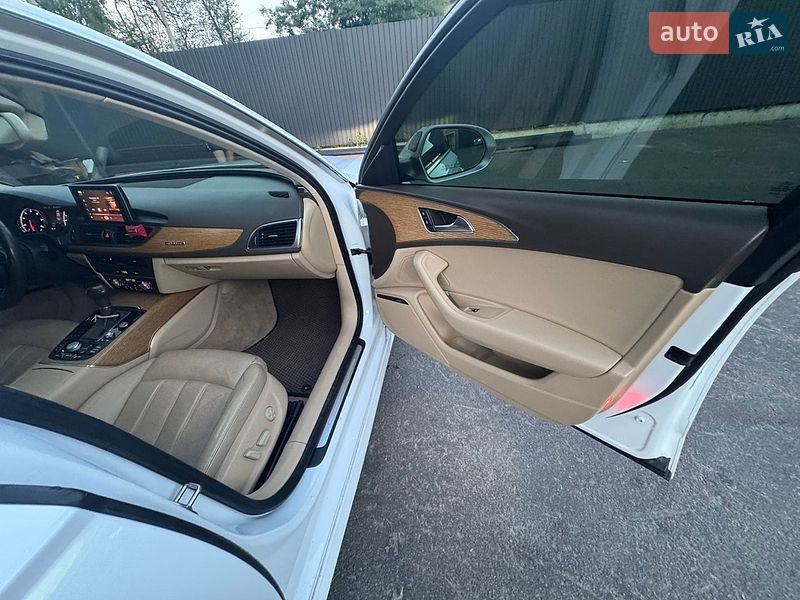 Седан Audi A6 2012 в Киеве