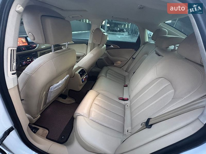 Седан Audi A6 2012 в Киеве