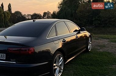 Седан Audi A6 2015 в Бурштыне