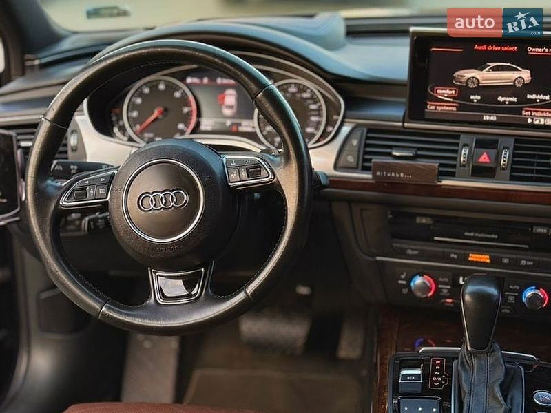Седан Audi A6 2015 в Бурштыне