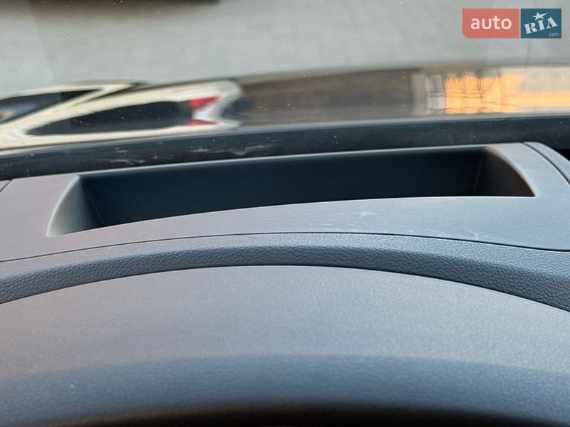 Седан Audi A6 2015 в Бурштыне