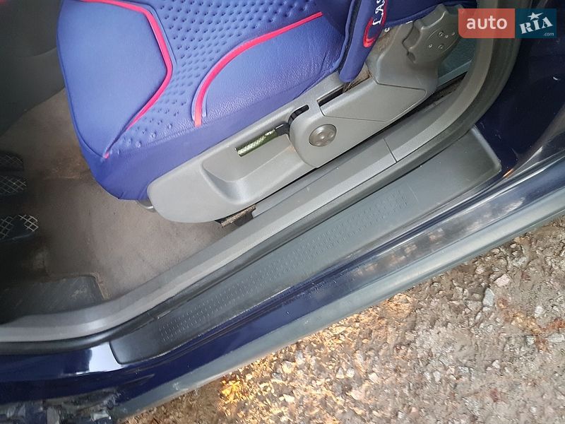 Седан Audi A6 2001 в Ровно
