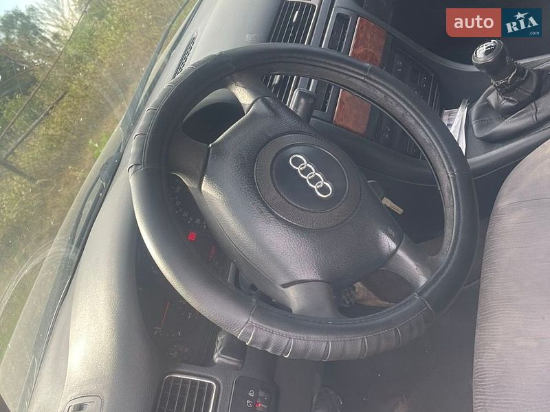 Седан Audi A6 1997 в Костополе