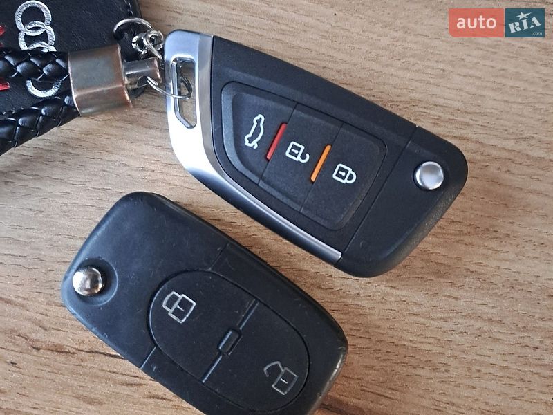 Седан Audi A6 1998 в Чернівцях