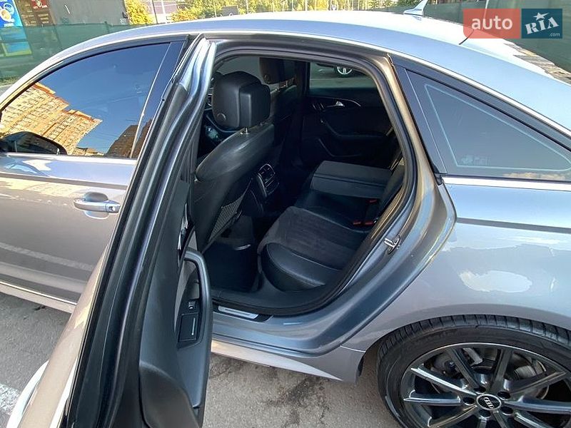 Седан Audi A6 2016 в Киеве