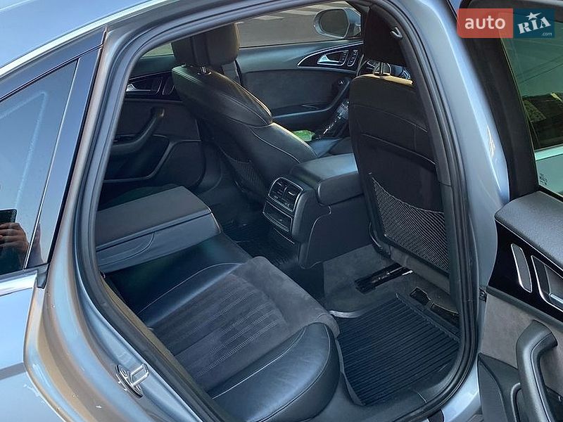 Седан Audi A6 2016 в Киеве