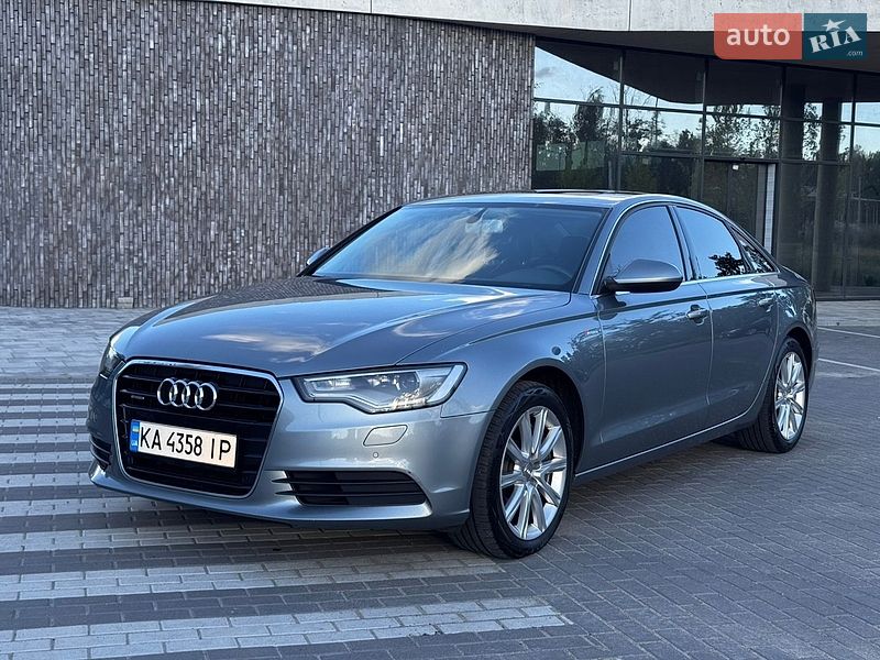 Седан Audi A6 2012 в Киеве