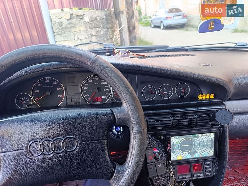 Седан Audi A6 1995 в Могилев-Подольске