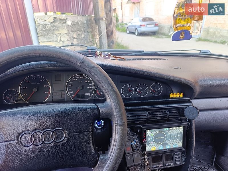Седан Audi A6 1995 в Могилев-Подольске