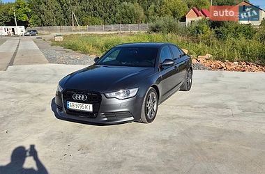 Седан Audi A6 2012 в Староконстантинове