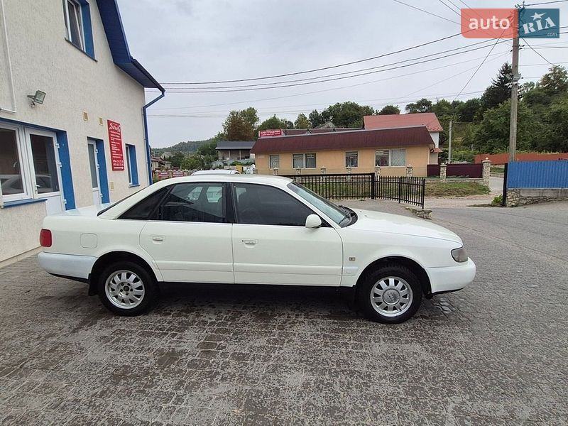 Седан Audi A6 1995 в Кременце