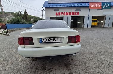 Седан Audi A6 1995 в Кременце